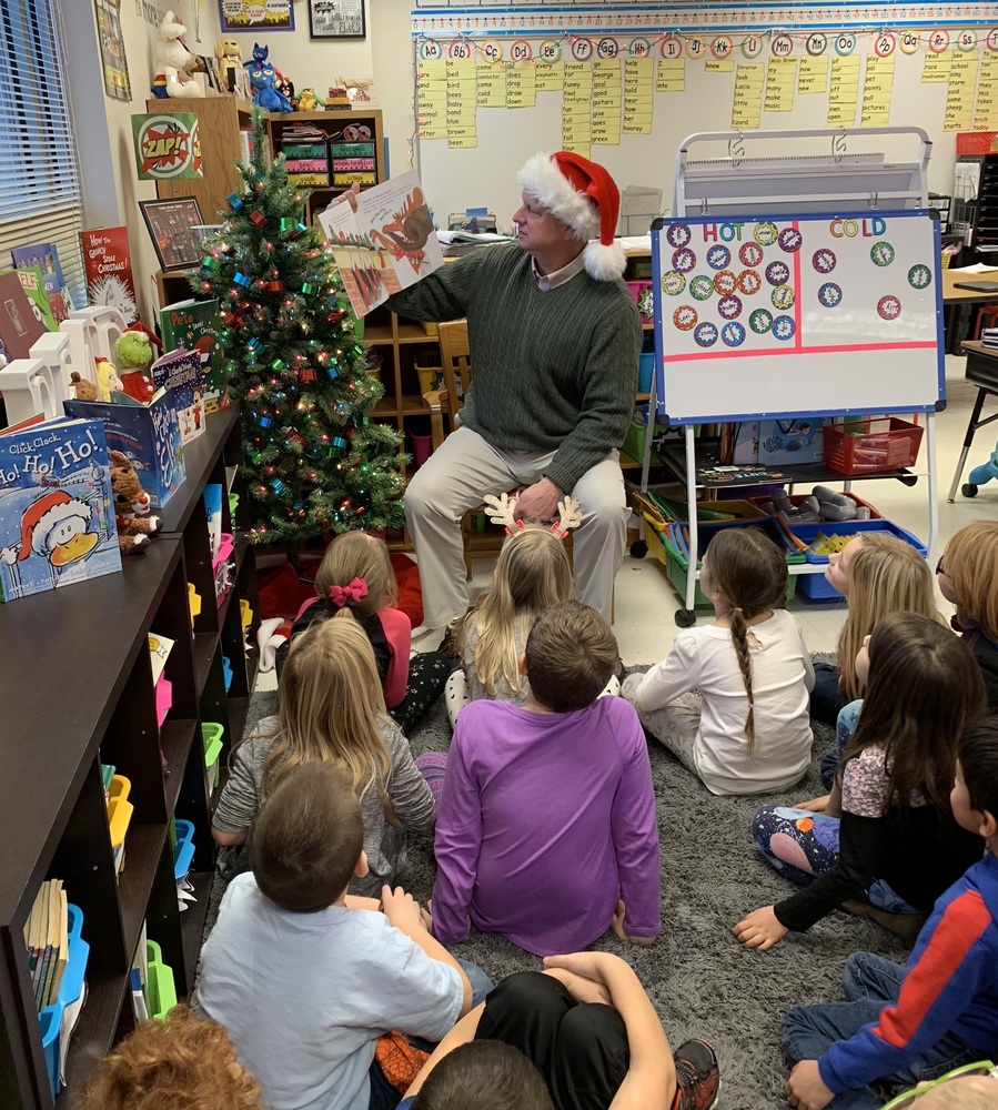 Christmas Mystery Readers in 1B